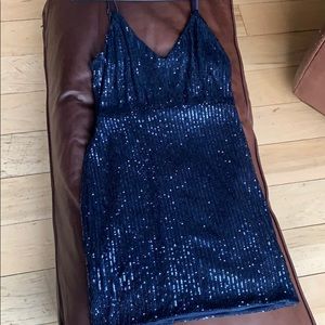 Perfect Sparkly New Year’s Eve mini dress